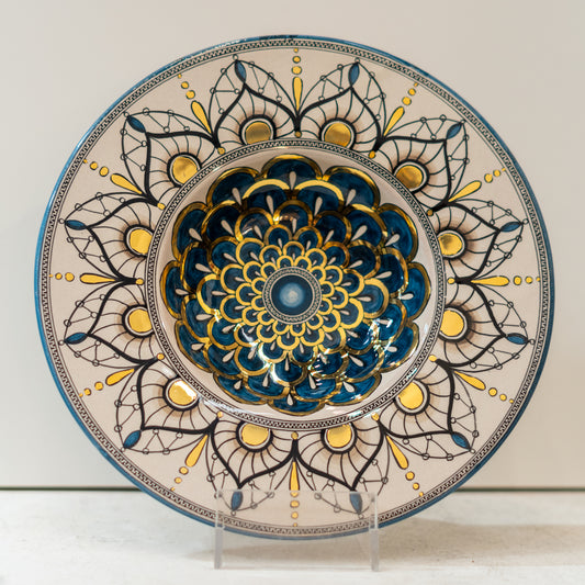 Plate Ø 22 cm. - bottom plate with gold - pattern 002